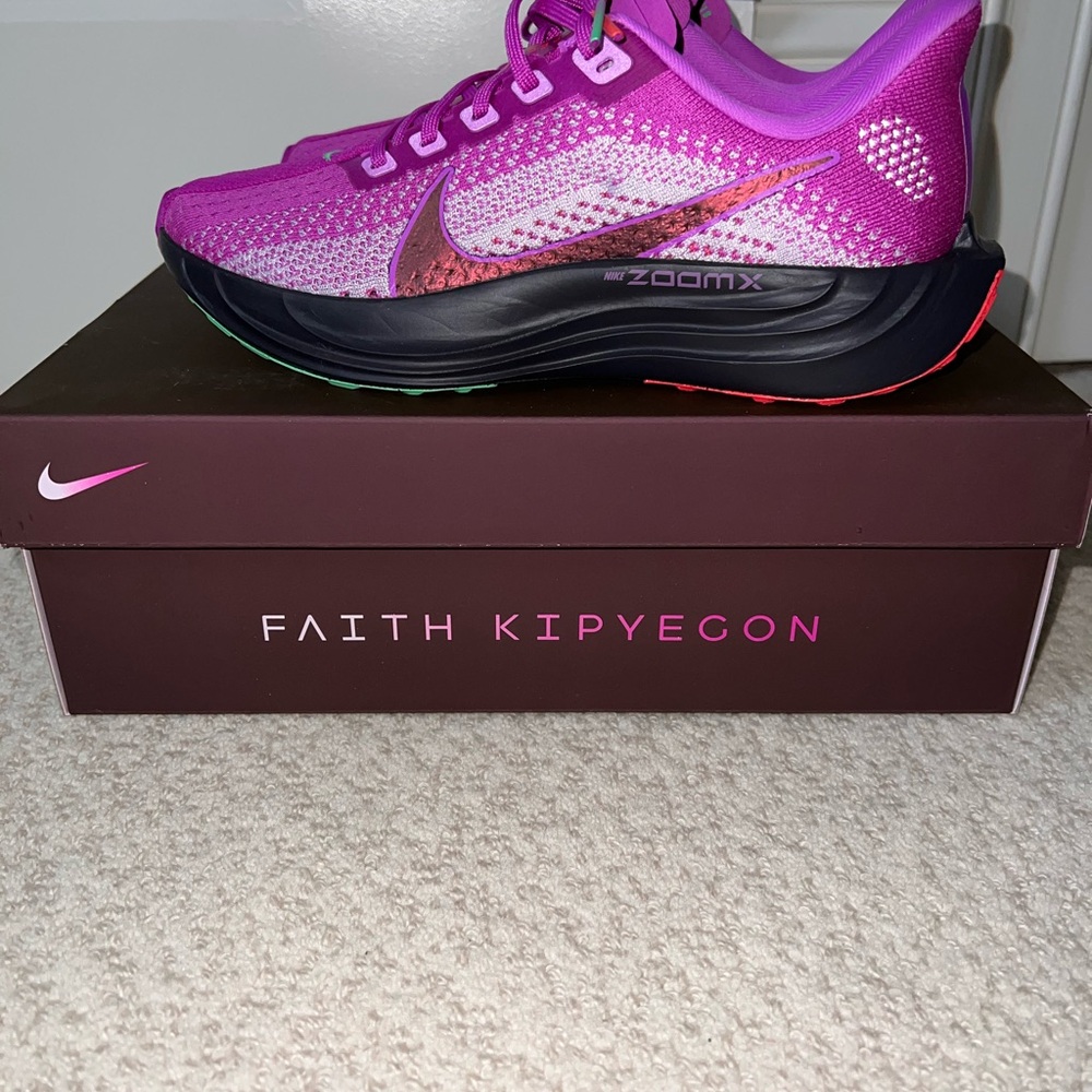 NEW Nike Pegasus Plus Sneakers Faith Kipyegon - Picture 6 of 6